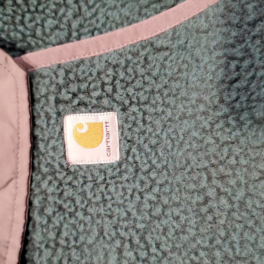 Carhartt Model # OJ4991-W Women's Small Green Sherpa Pullover. - Picture 3 of 16